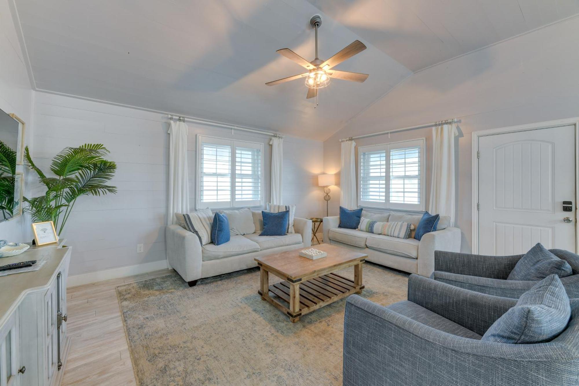 Trendy Port Aransas Home With Private Pool And Deck! Exterior foto